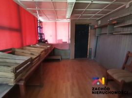 Pawilon handlowo-usługowy ul. Waryńskiego.